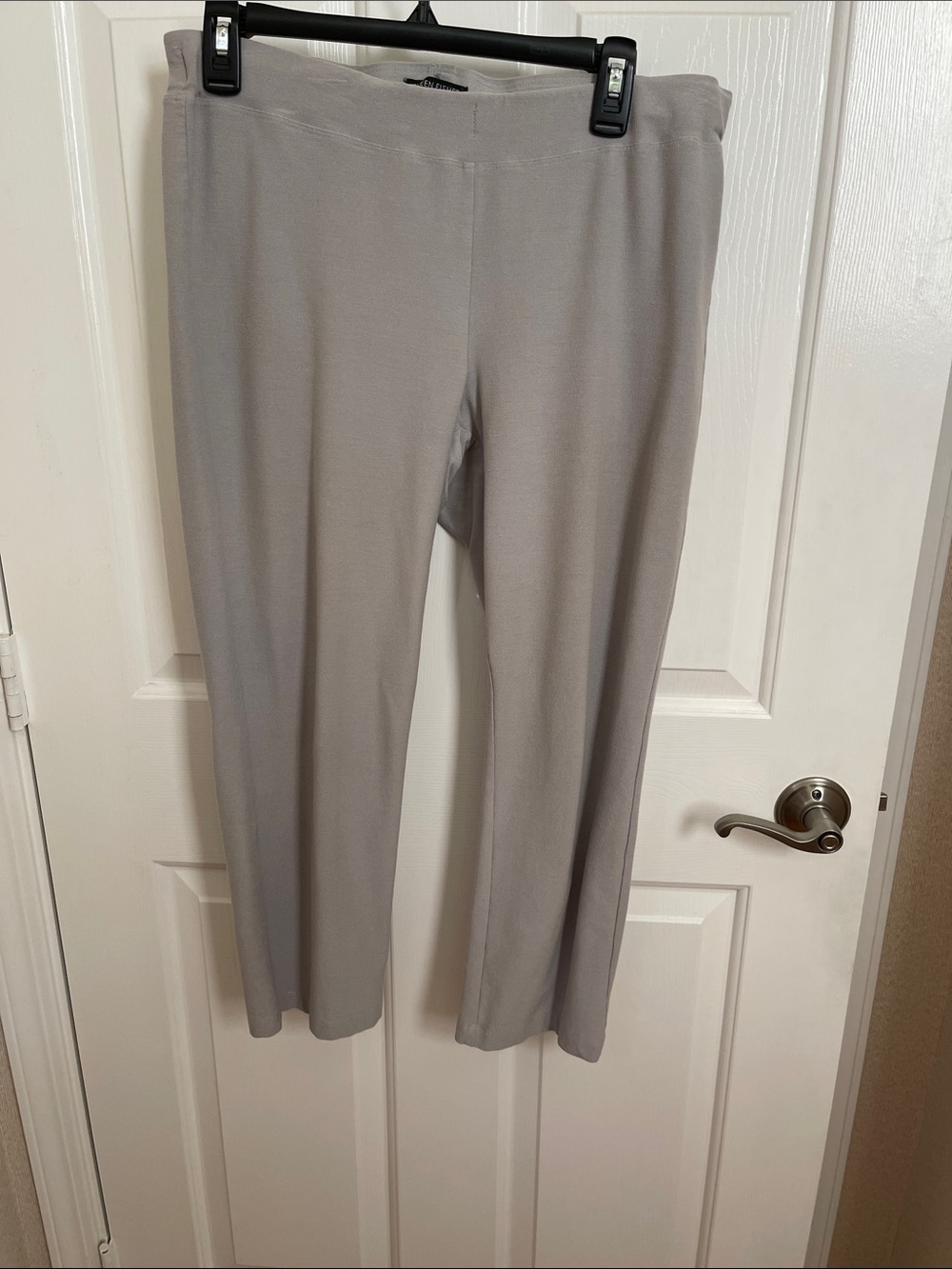 Eileen Fisher crêpe, light, gray, medium cropped pants